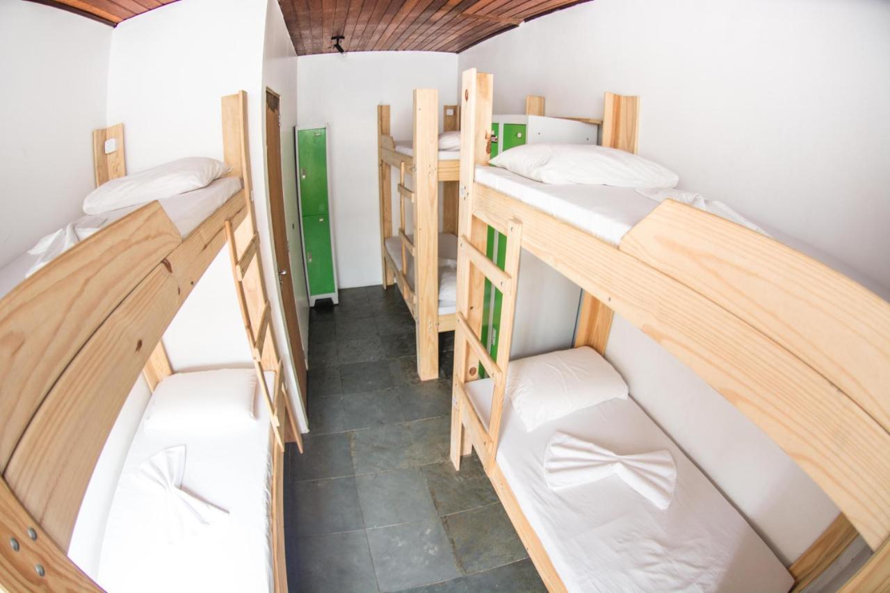 Ilha Grande Hostel * Vila do Abraao
